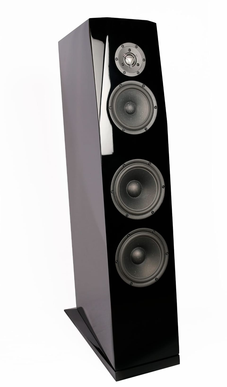 Sasandu floorstanding speaker in gloss black, angled view: dome tweeter, midrange and two woofers on a slanted baffle.